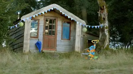 Channel 4 - Damned Designs: Don't Demolish My Home (2015)