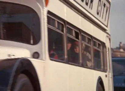 The White Bus (1967)