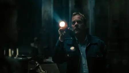 Mirrors (2008)