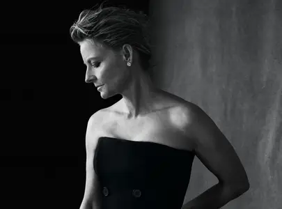 Jodie Foster by Zoey Grossman for ELLE USA December 2023 / January 2024 and ELLE France May 7th, 2025