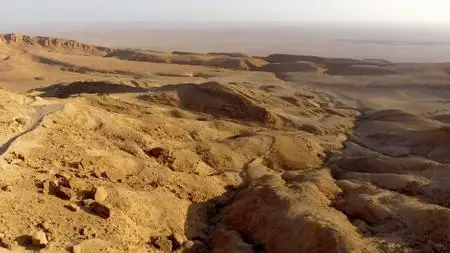 Smithsonian Ch. - Secrets: Rome's Sunken City (2019)