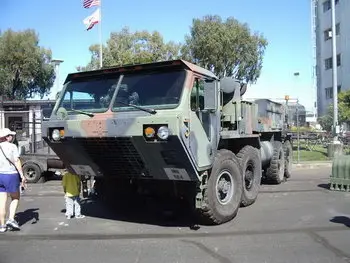 Oshkosh HEMTT M984 Wrecker Walk Around