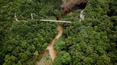 Smithsonian Ch. - China from Above: (2018)