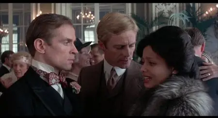 Valentino (1977)