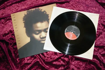 Tracy Chapman - Tracy Chapman (Elektra 960 774-1) (EU 1988) (Vinyl 24-96 & 16-44.1)