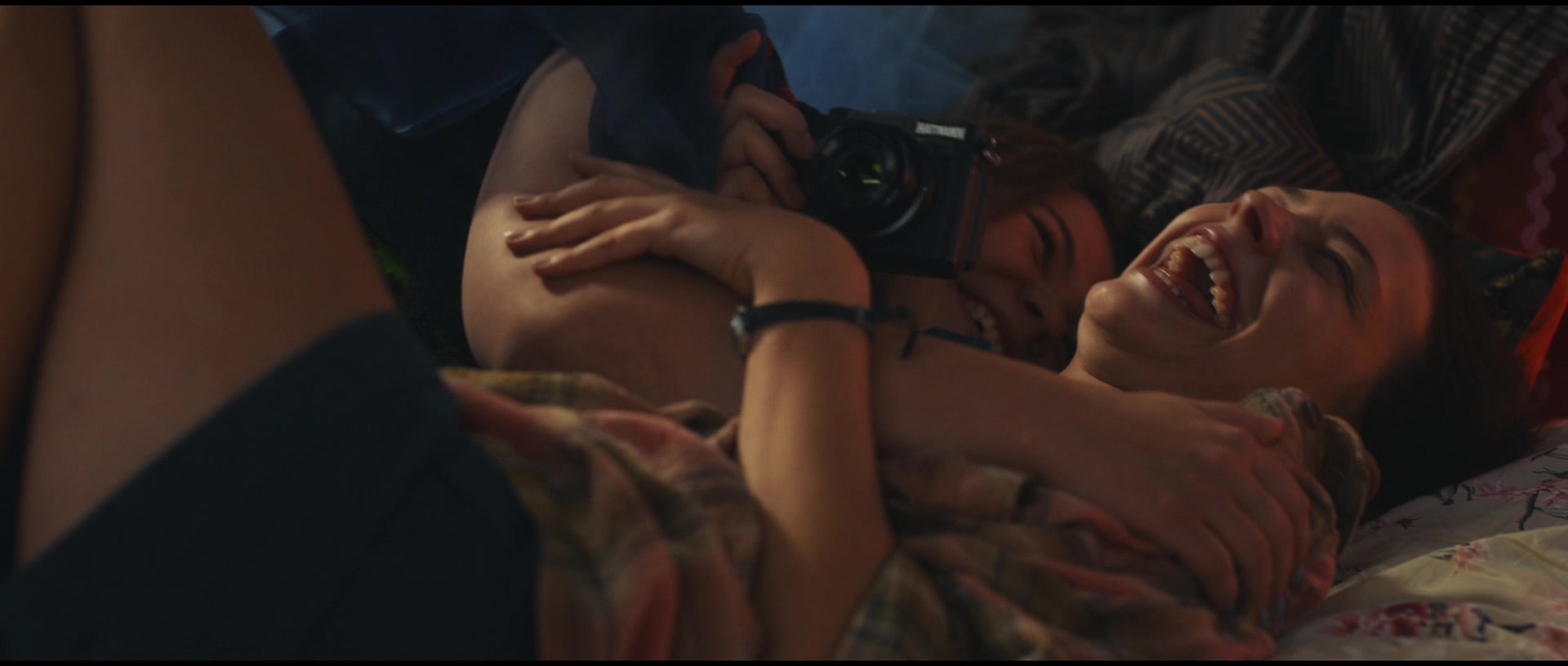 Maxton Hall - The World Between Us S01E02