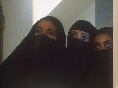 Riff-Raff - by Ken Loach (1991)