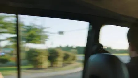 Imposters S01E03