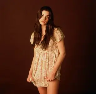 Liv Tyler & Bebe Buell - Susan Shacter Photoshoot 1994