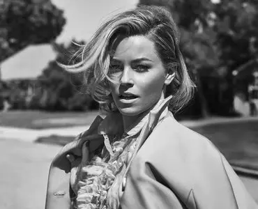 Elizabeth Banks by Chad Pitman for The Edit Magazine May 2015