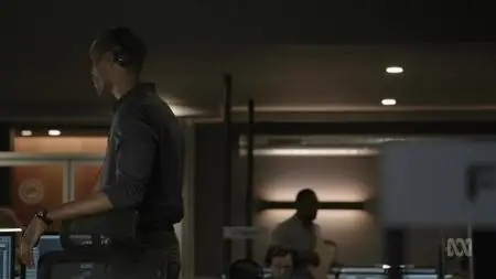Pine Gap S01E01