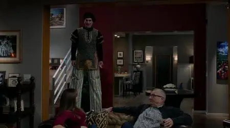 Modern Family S09E12