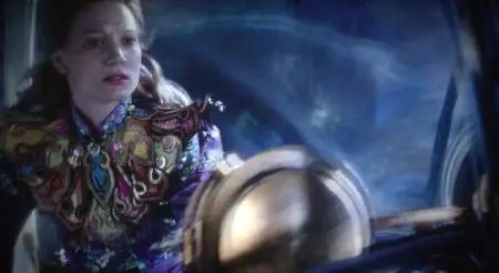 Alice Through the Looking Glass (2016)