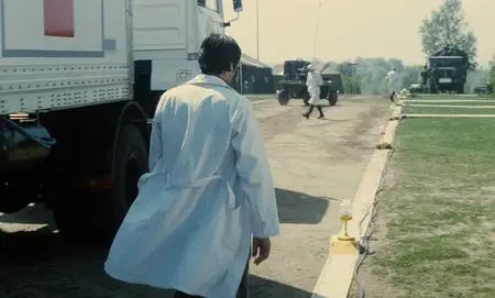 Le toubib / The Medic (1979)