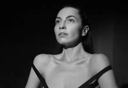 Vikencia by Adolfo van Lamsweerde