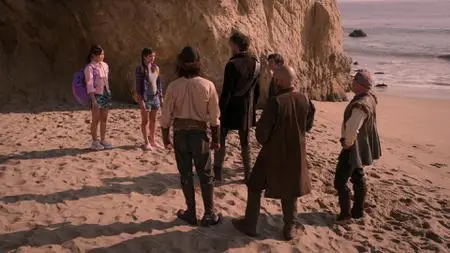 Surfside Girls S01E02
