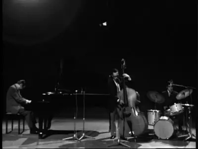 Bill Evans - Live '64-'75 (2006) + Rome Concert 1979 (2006) [2xDVD5] [repost]