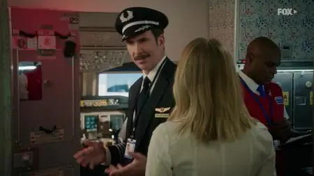 LA to Vegas S01E01