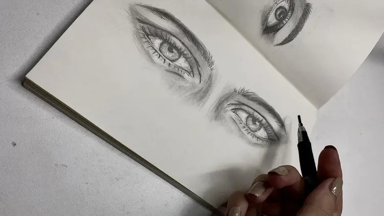 How to draw realistic eyes like a pro