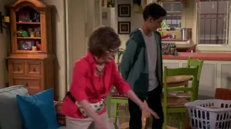 One Day at a Time S03E10