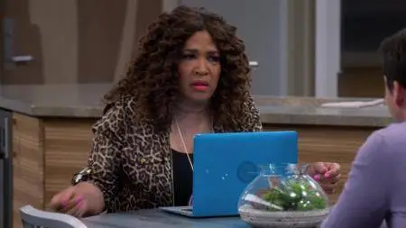 Young & Hungry S05E18