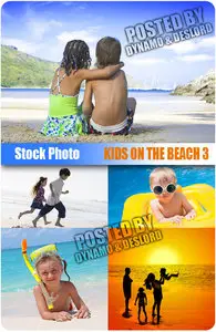 Kids on the beach 3 - UHQ Stock Photo
