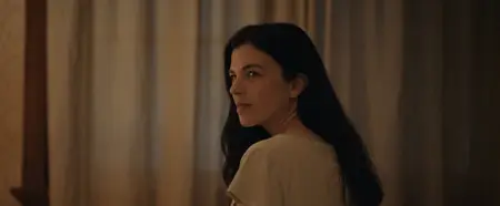 In Vitro (2024)