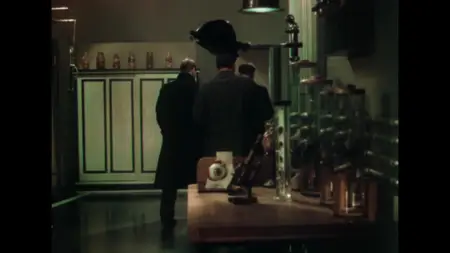 Doctor X (1932)