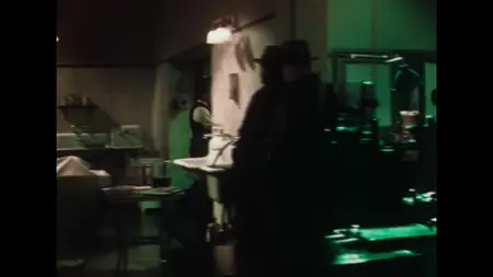 Doctor X (1932)