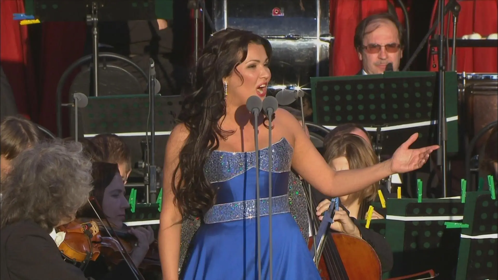 Anna Netrebko & Dmitri Hvorostovsky: Live from Red Square, Moscow (2013)