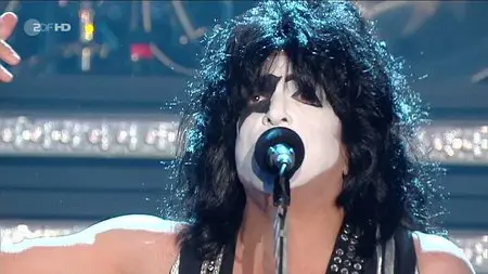 KISS - I Was Made For Lovin' You & Say Yeah