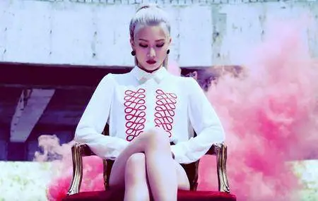 LOOΠΔ - Kim Lip (single) (2017)