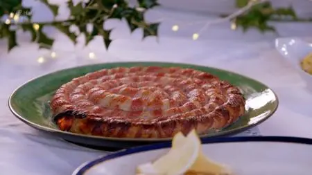 Ch5. - Inside Aldi At Christmas (2019)