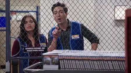 Superstore S03E13