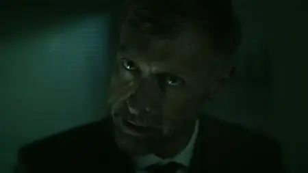 Dead Hot S01E03