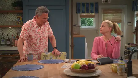 Leanne S01E16