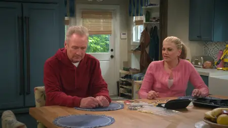 Leanne S01E16