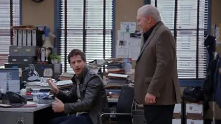 Brooklyn Nine-Nine S01E08