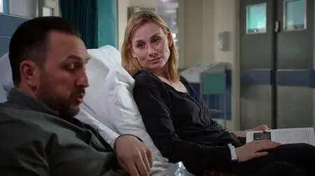 Holby City S20E26