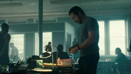 Pure S01E01