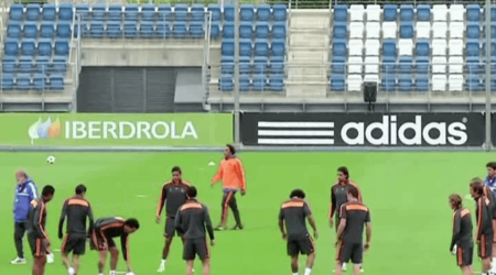 Cristiano Ronaldo: World at His Feet (2014)