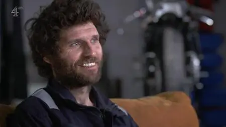 CH4 - Guy Martin: World's Fastest Tractor (2020)