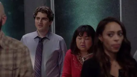 Ghosted S01E11