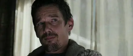 Sinister (2012)