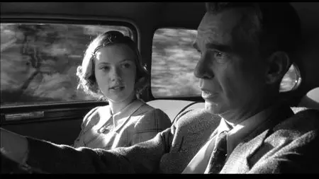 The Man Who Wasn't There / O Homem que Não Estava Lá (2001) [Re-UP]