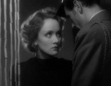 Josef von Sternberg - Morocco (1930)