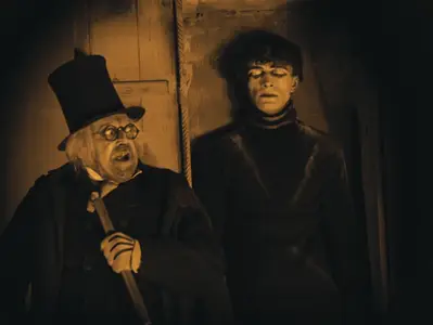 The Cabinet of Dr. Caligari (1920) + Extras & Commentary