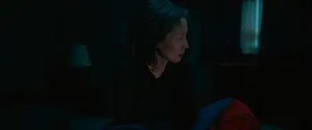 Pagwa / The Old Woman with the Knife (2025)