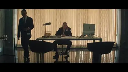 Curfew S01E01