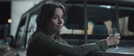 La nuée / The Swarm (2020)